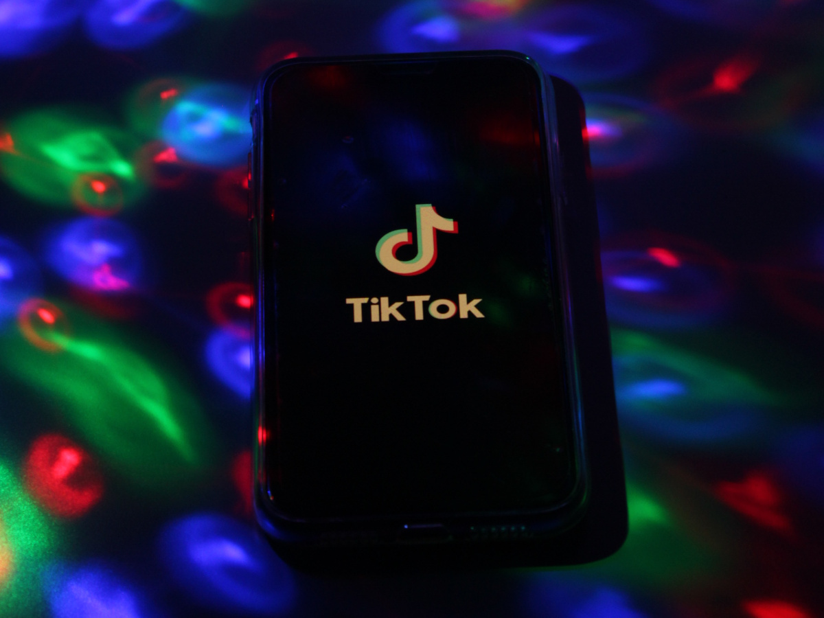 TikTok – aplikacja dla nastolatków czy szansa na sukces?